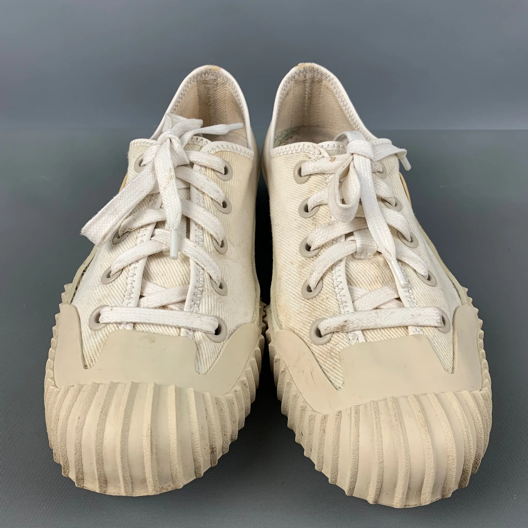 ACNE STUDIOS Size 8 White Canvas Sneakers