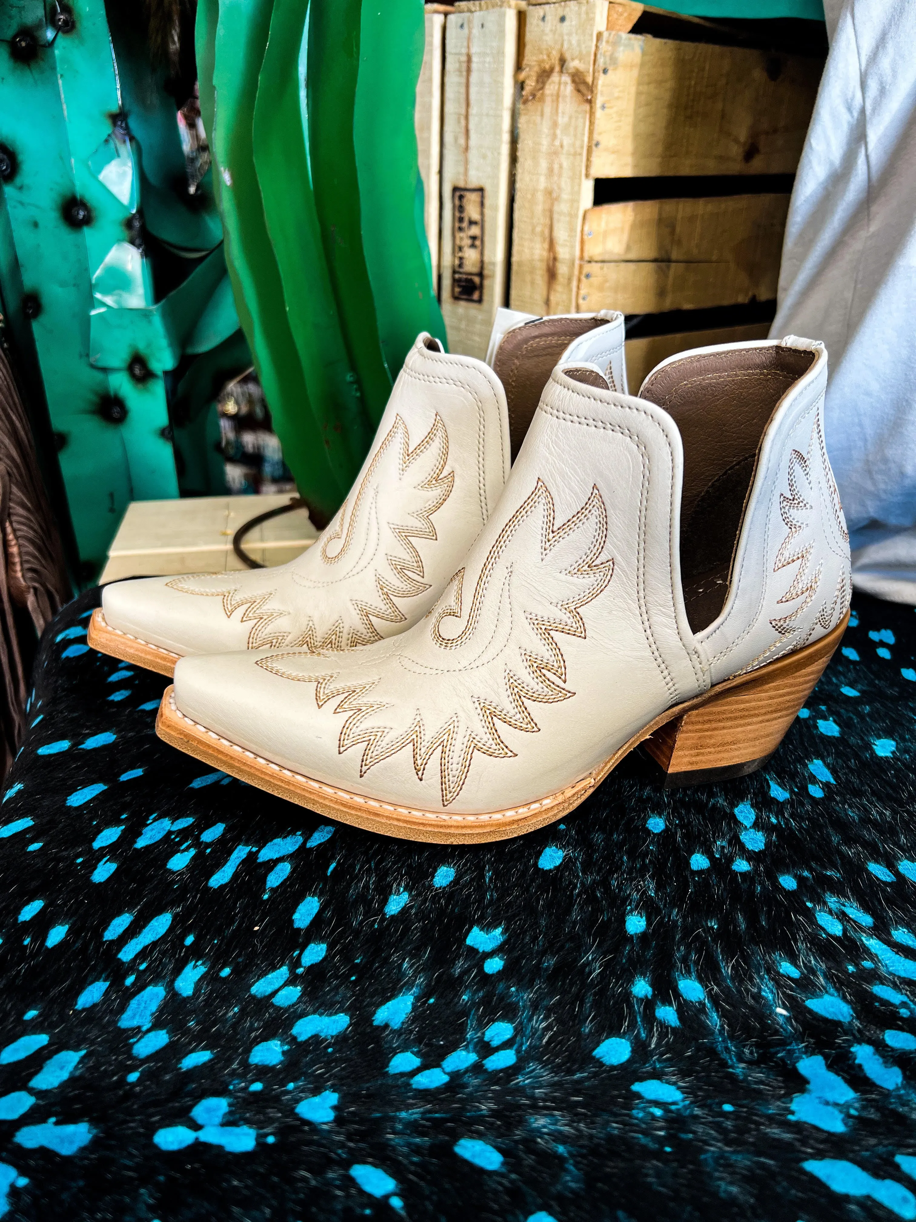 Blanco Ariat Dixon