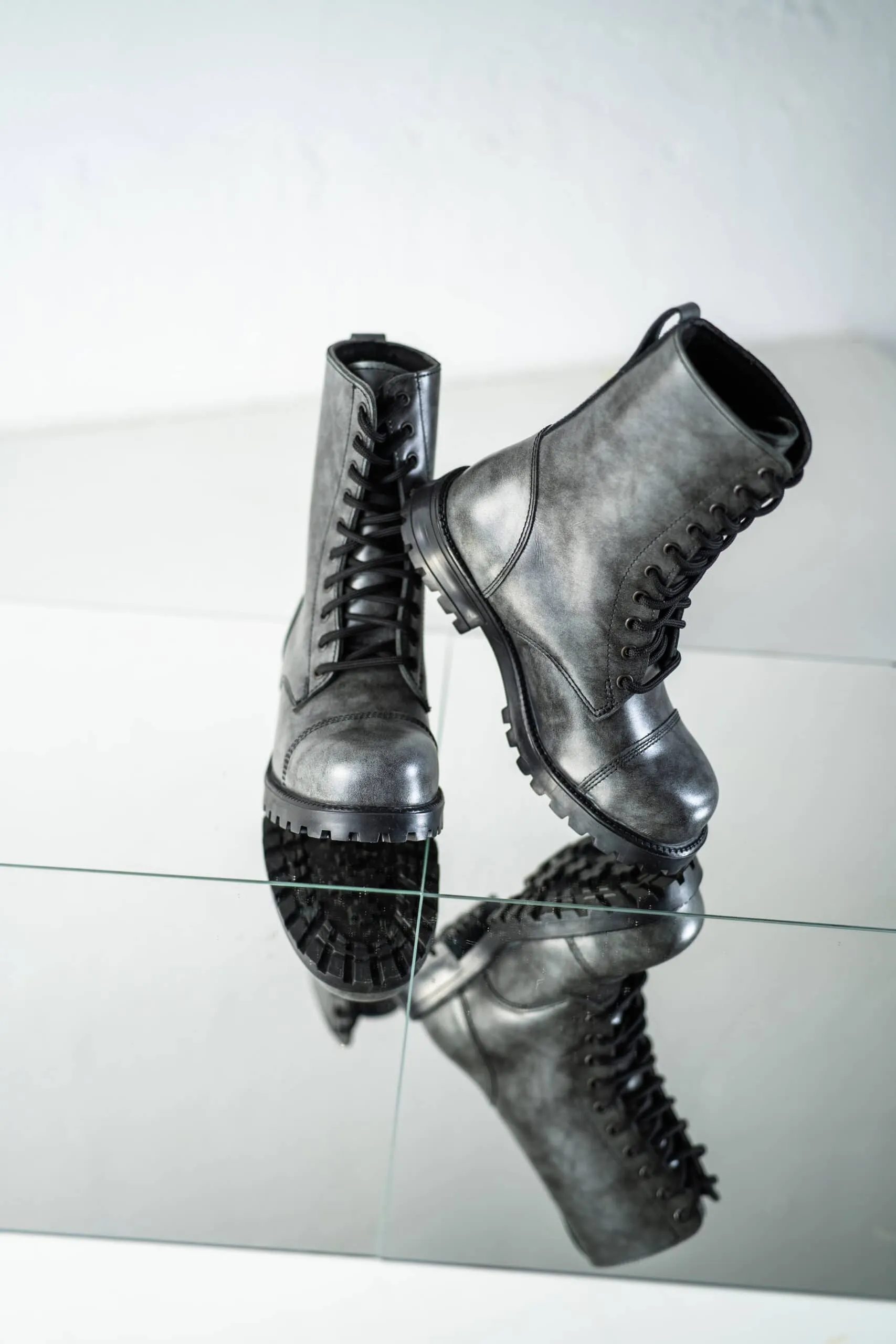 Boots - 511 - Grey