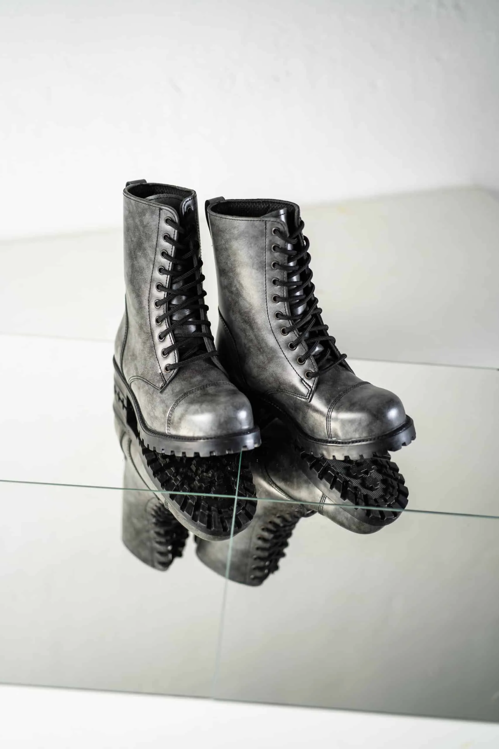 Boots - 511 - Grey