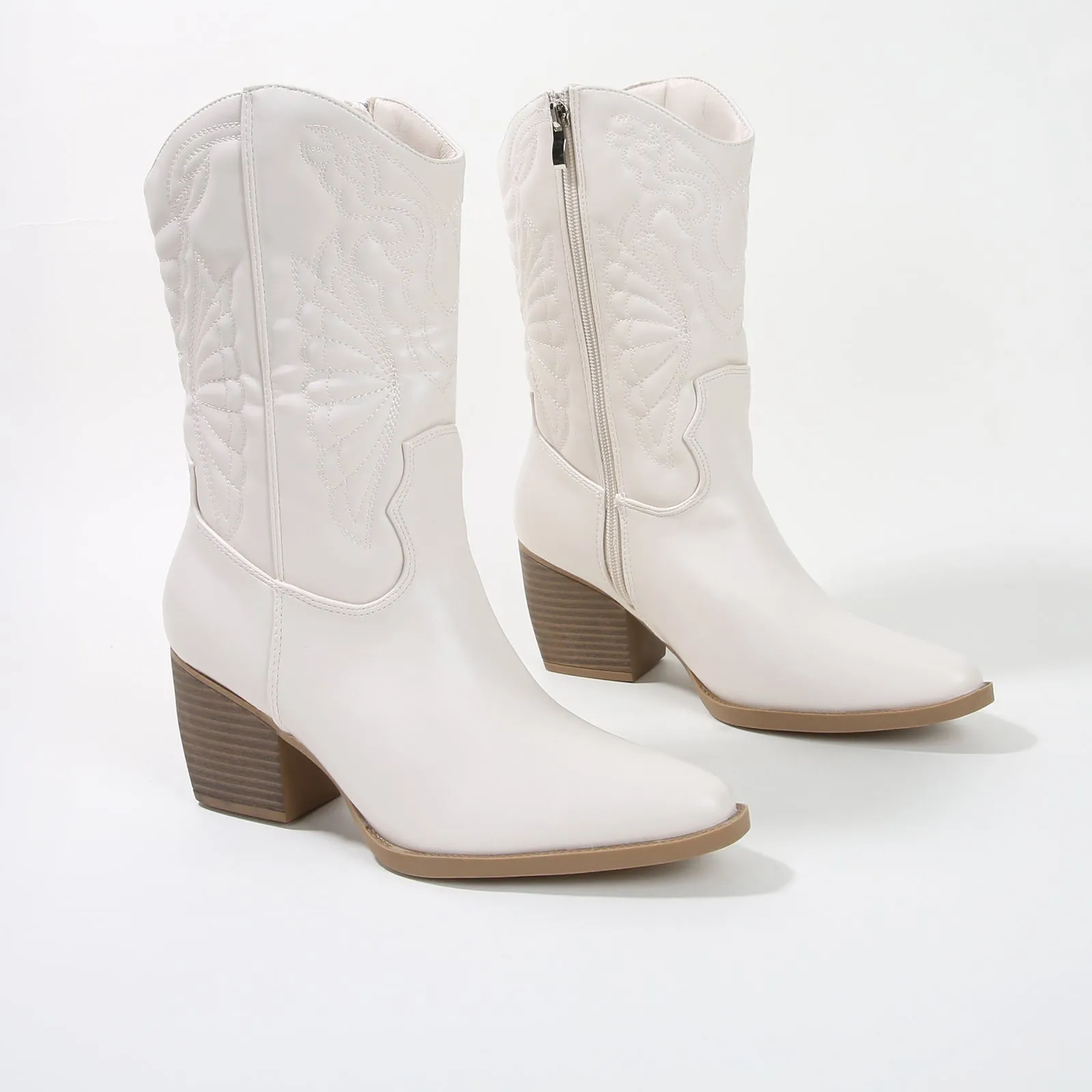 Texas Classic Embroidered Cowboy Boots