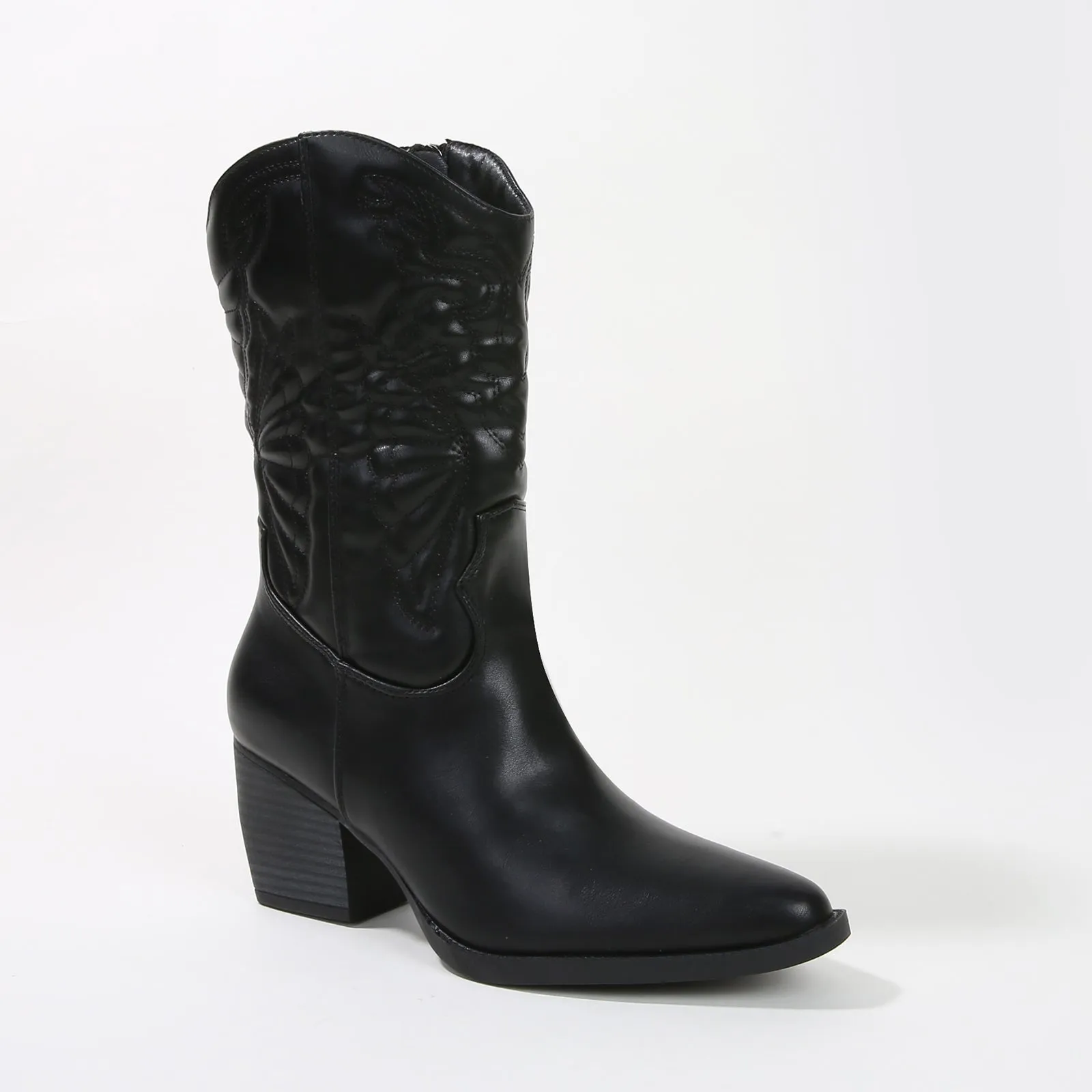 Texas Classic Embroidered Cowboy Boots
