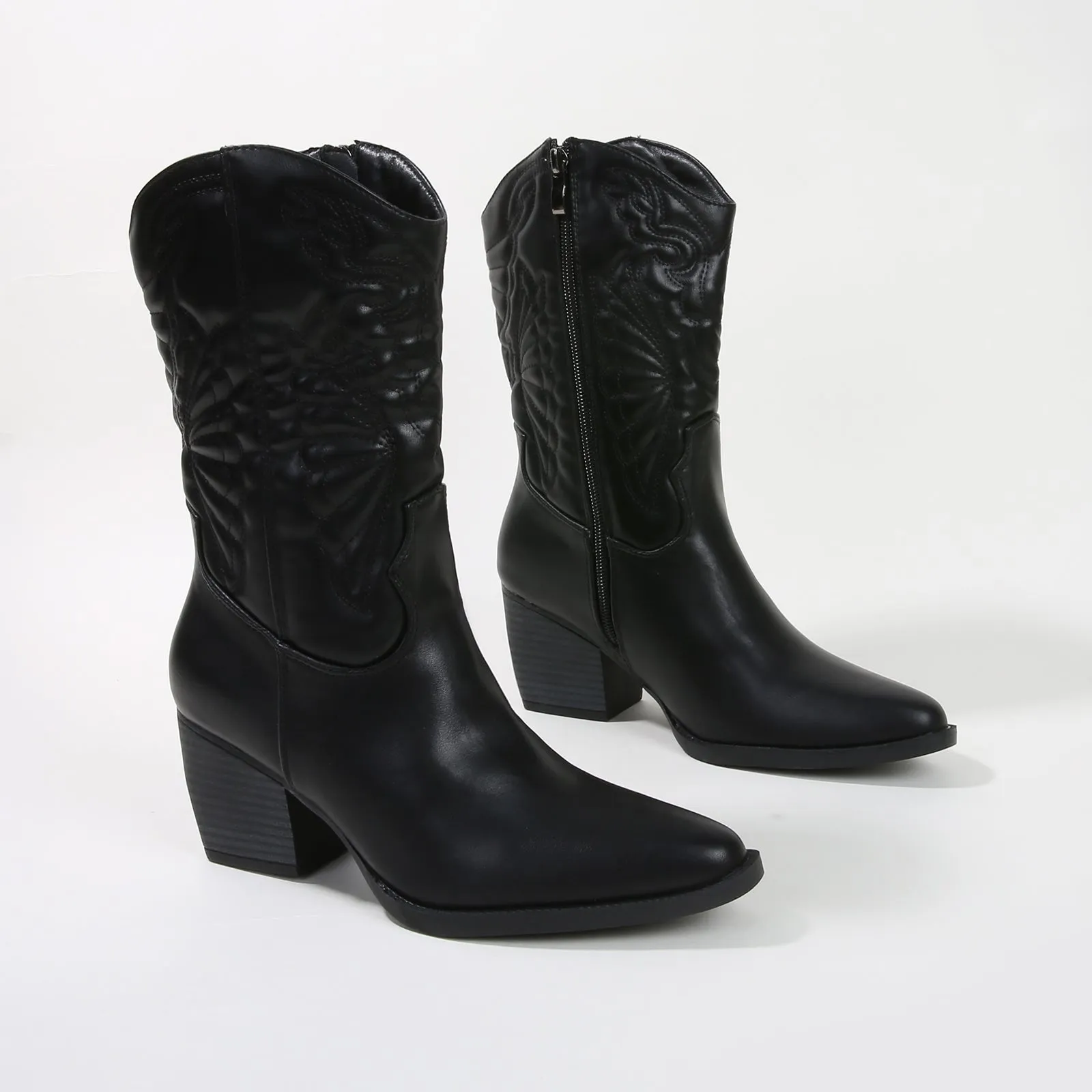 Texas Classic Embroidered Cowboy Boots
