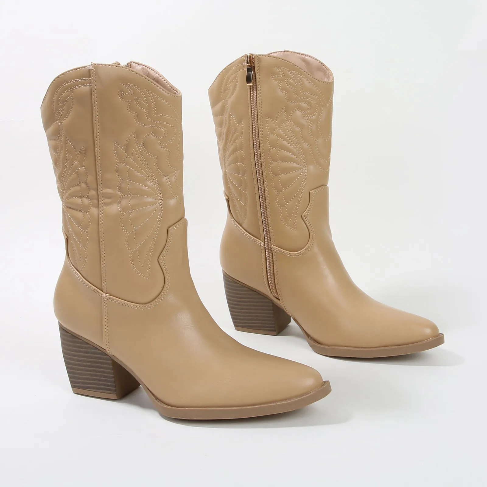 Texas Classic Embroidered Cowboy Boots