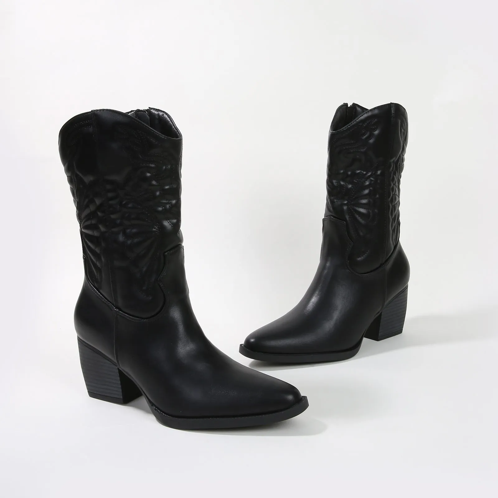 Texas Classic Embroidered Cowboy Boots
