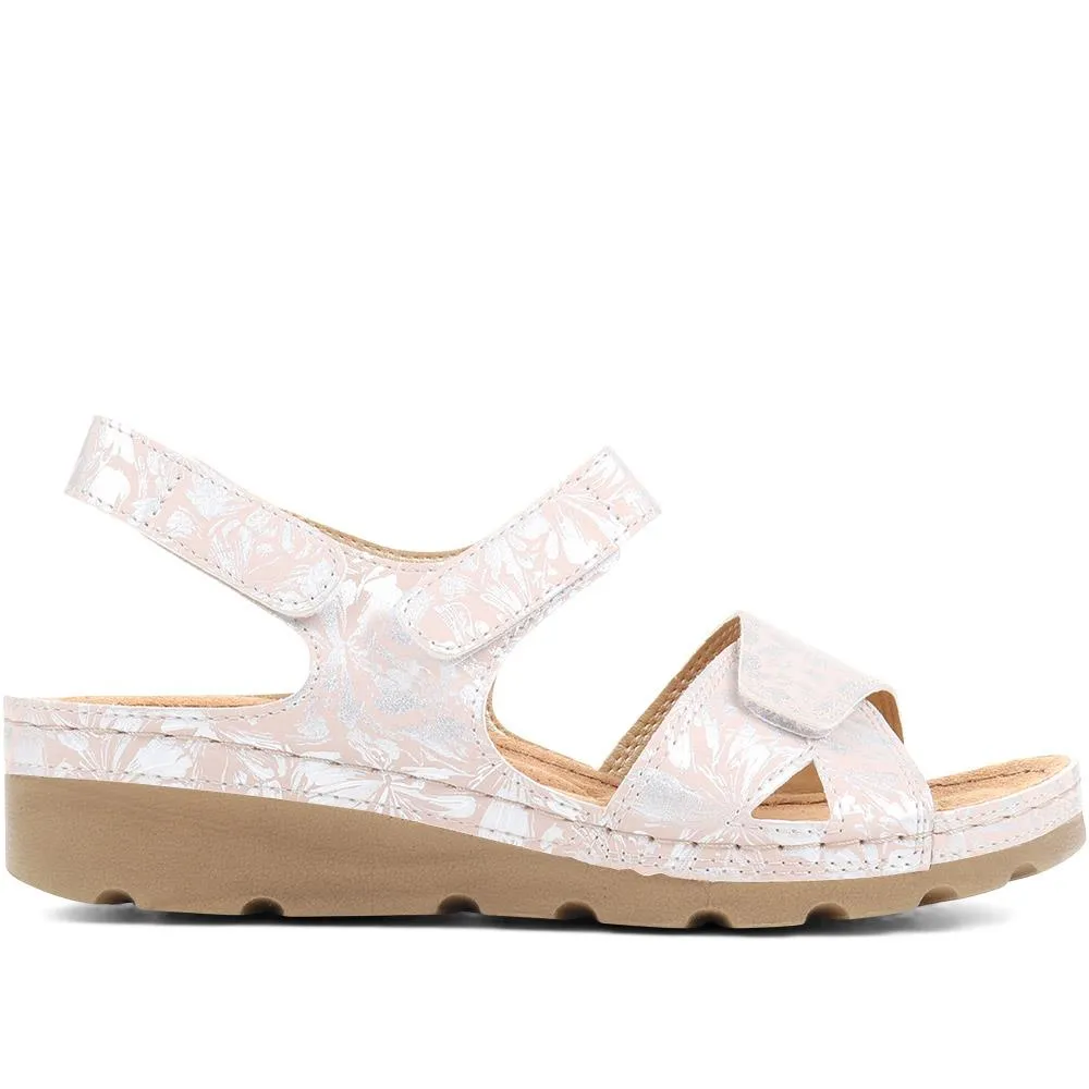 Touch-Fasten Sandals - SERAY37001 / 323 470