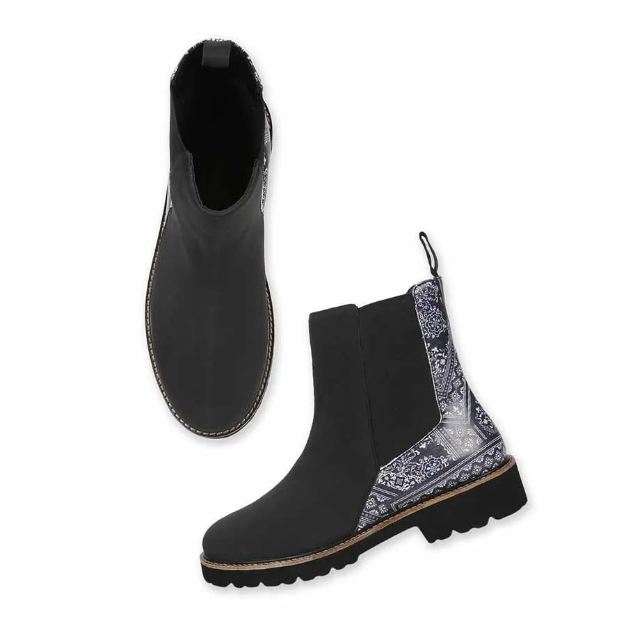 Women Printed Boots