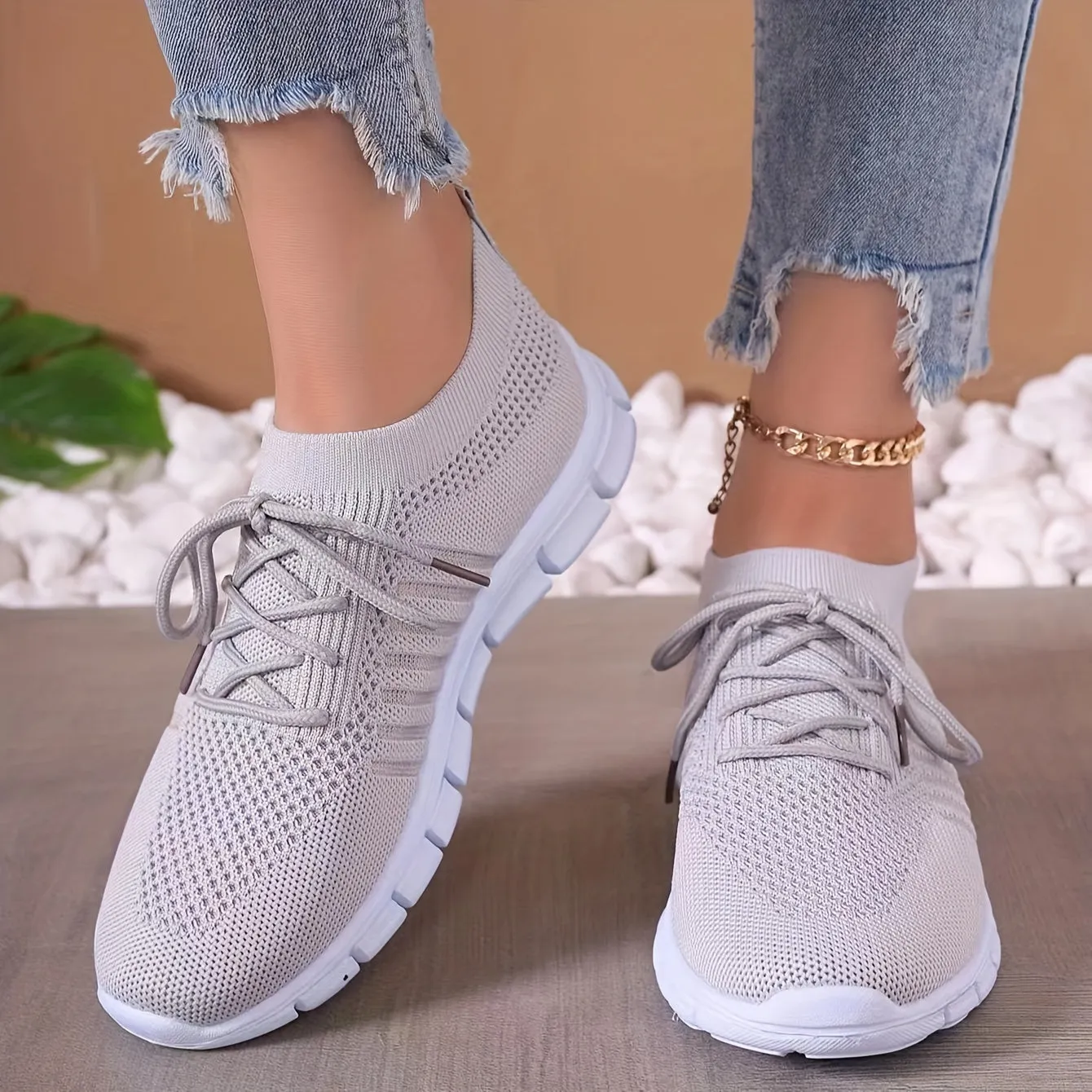Women's Plain toe Low Top Lightweight Sneakers Shoes